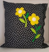 mistythreads-artisan-other-cushioncover-yellowflowers